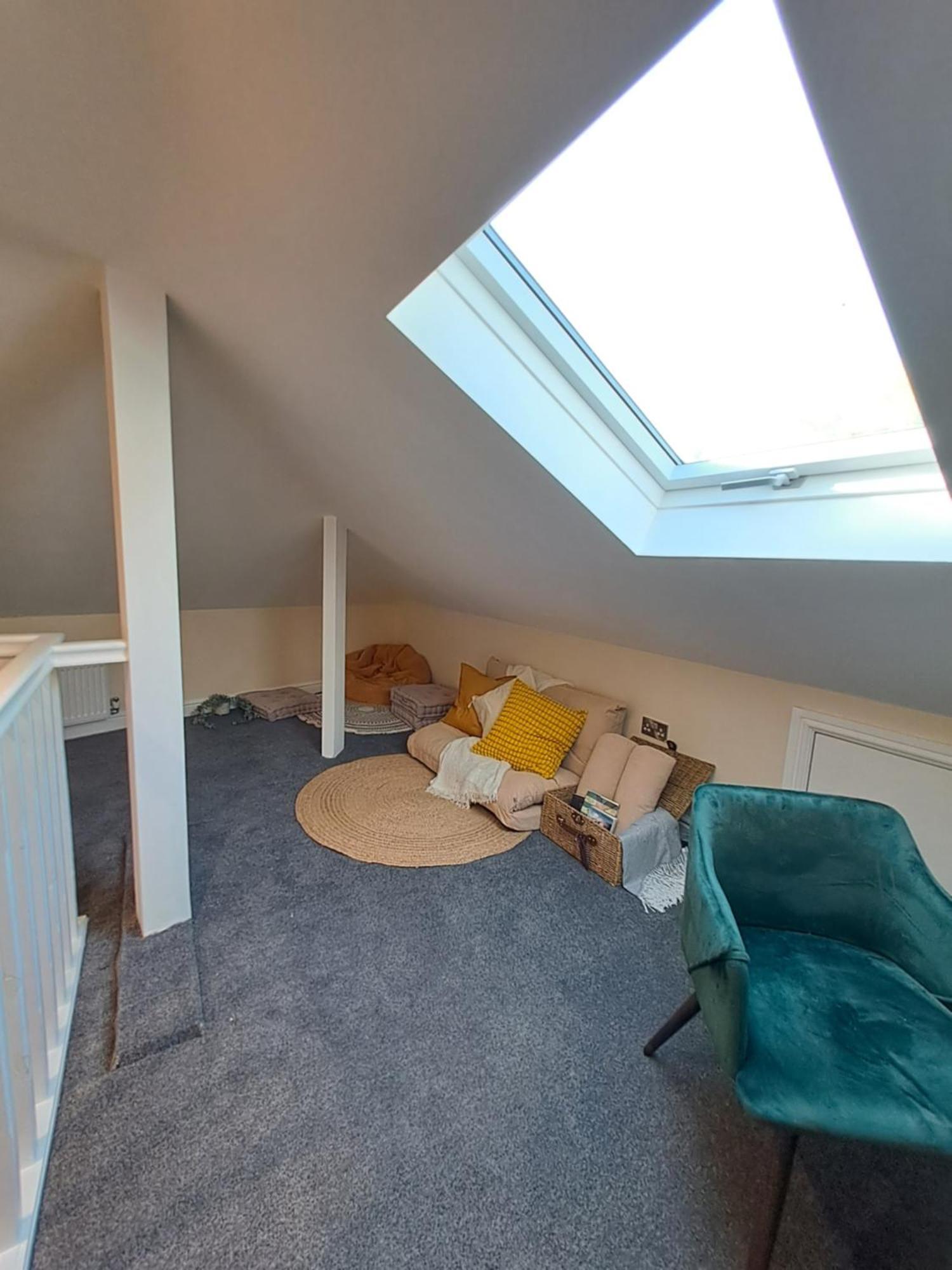 Modern Cosy Corner Flat 3 Bed And Loft Sleep 7 People Leilighet London Eksteriør bilde