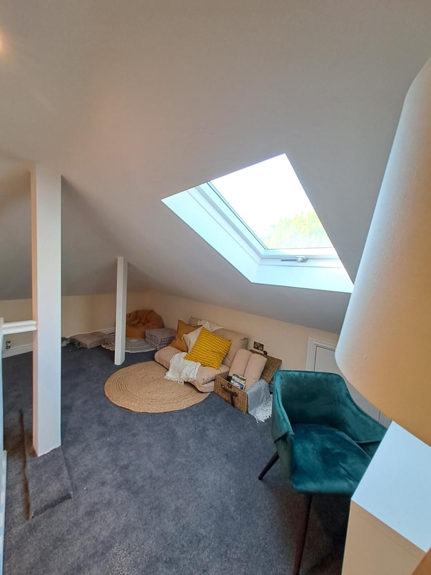 Modern Cosy Corner Flat 3 Bed And Loft Sleep 7 People Leilighet London Eksteriør bilde
